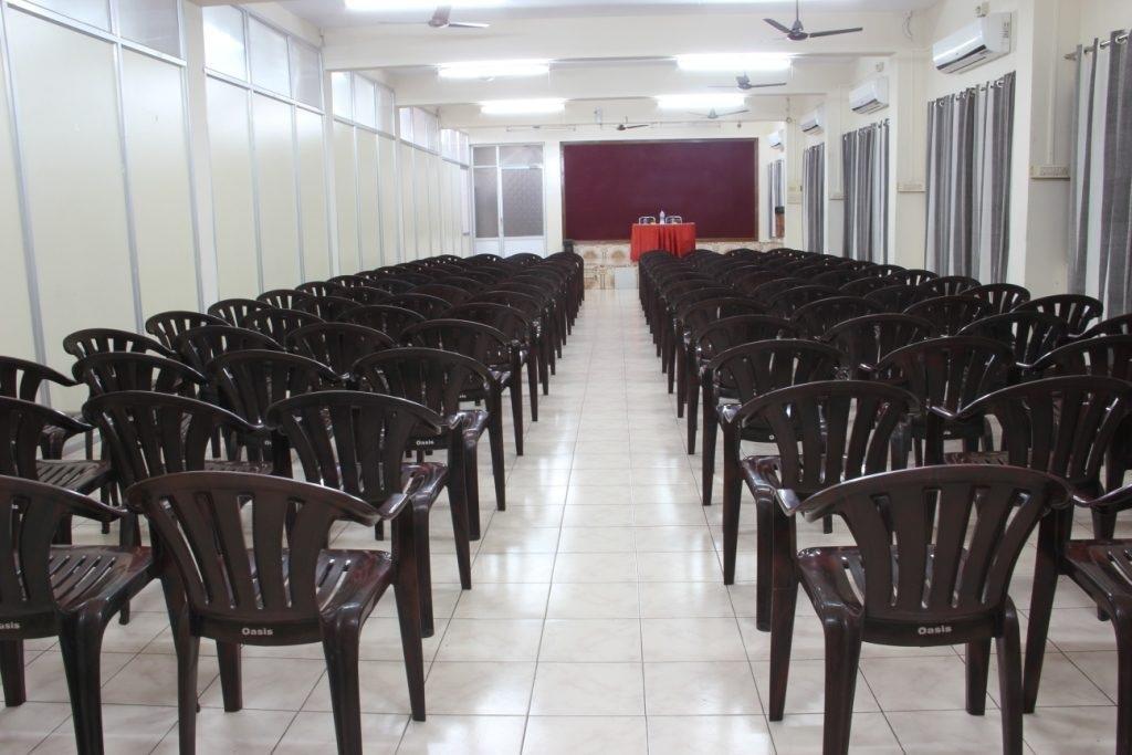 Hotel Balaji Residency Ироду Экстерьер фото