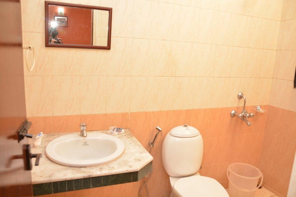 Hotel Balaji Residency Ироду Экстерьер фото