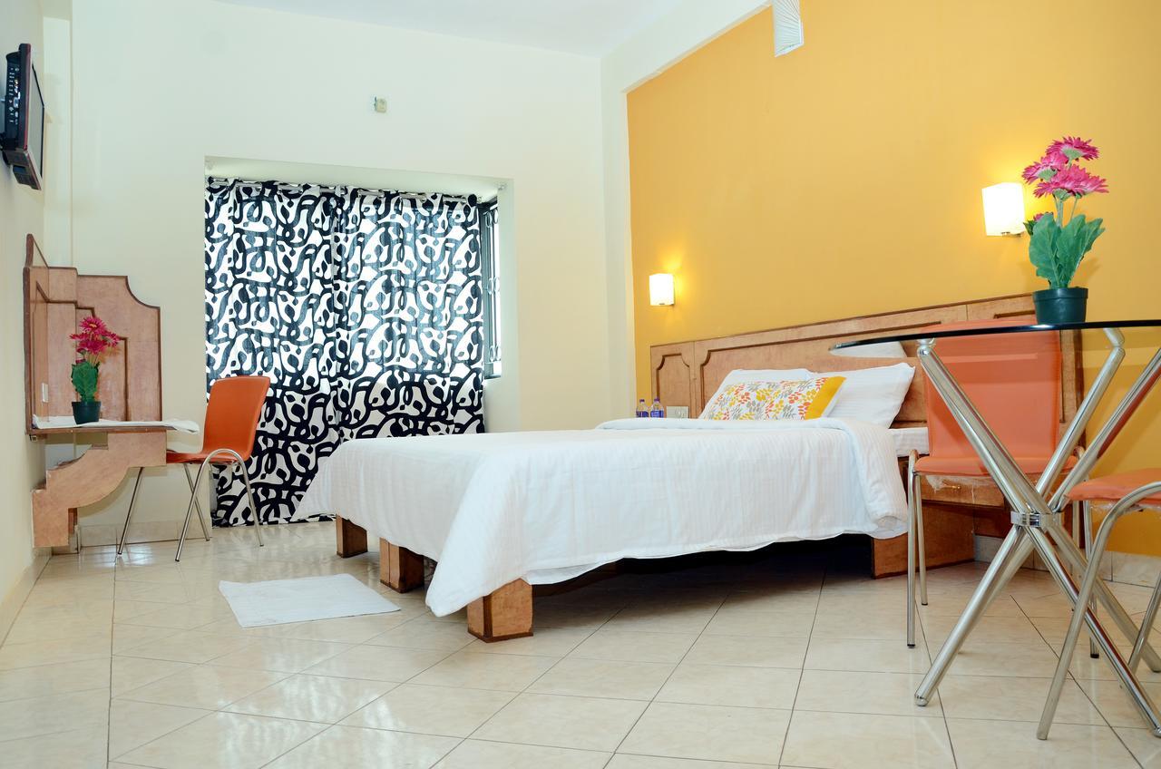 Hotel Balaji Residency Ироду Экстерьер фото